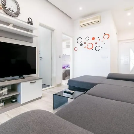 Mimi Apartment *